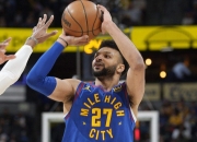 穆雷新星比赛规则变更表现突出，雄鹿前途光明！