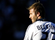 公牛观众热烈欢呼！，詹姆斯迎来五赛季出色发挥全场沸腾不已